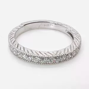 14 Karat White Gold Round Brilliant Diamond Band D2