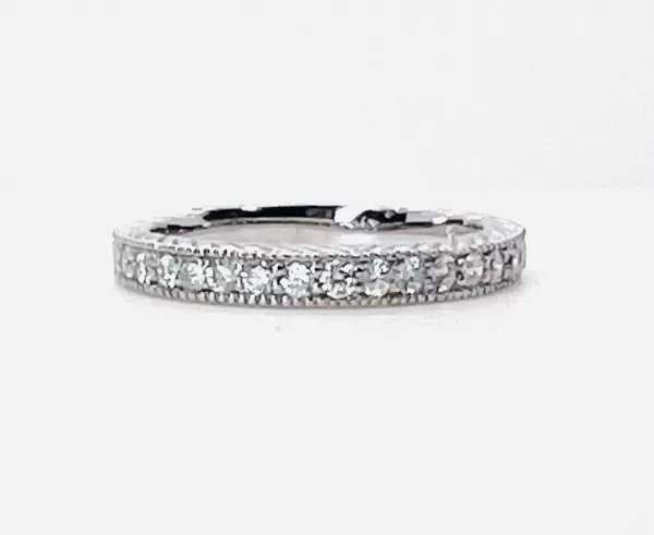 14 Karat White Gold Round Brilliant Diamond Band D2