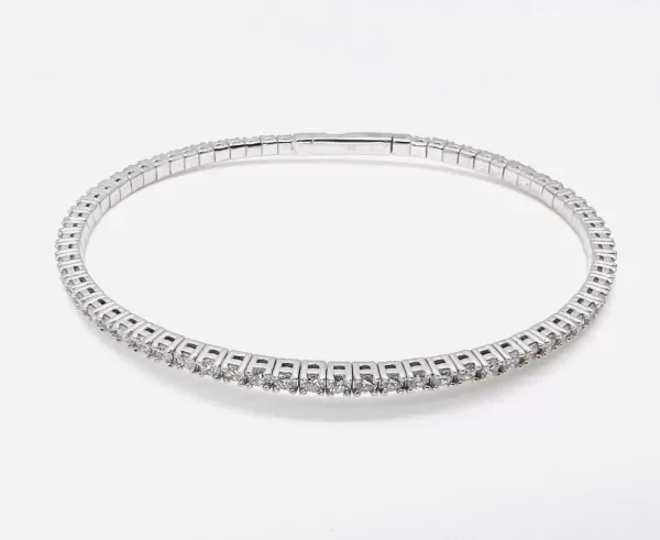 14 Karat White Gold Round Brilliant Diamond Bangle