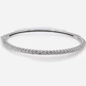 14 Karat White Gold Round Brilliant Diamond Bangle D2