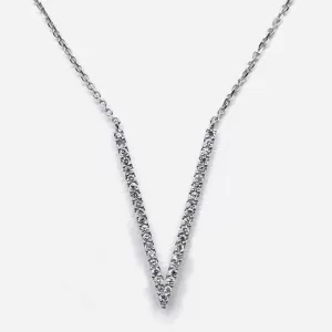 14 Karat White Gold Round Brilliant Diamond Necklace D4