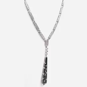 18 Karat White Gold Round Brilliant | Black Diamond Necklace