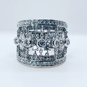 18 Karat White Gold Round Brilliant Diamond Ring