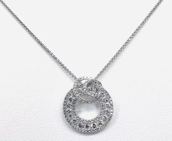 18 Karat White Gold Round Brilliant Diamond Pendant with Chain