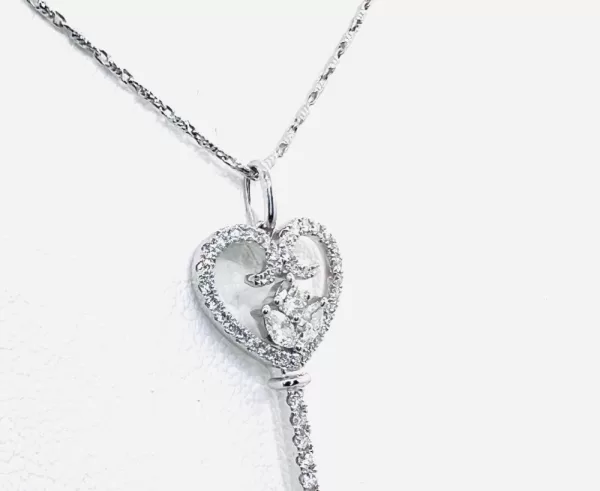 18 Karat White Gold, Round Brilliant Marquise Diamond Pendant with Chain